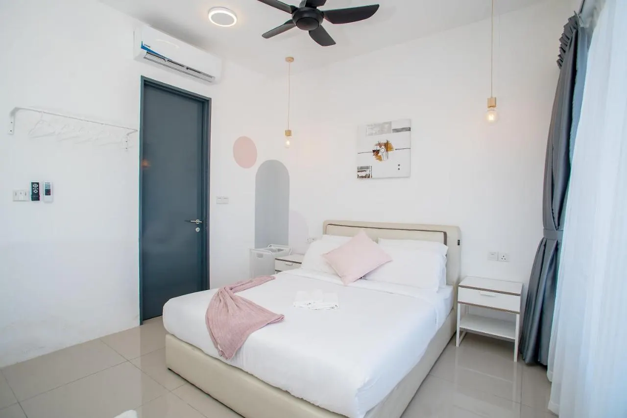 Tropicana 218 Macalister George Town Apartment